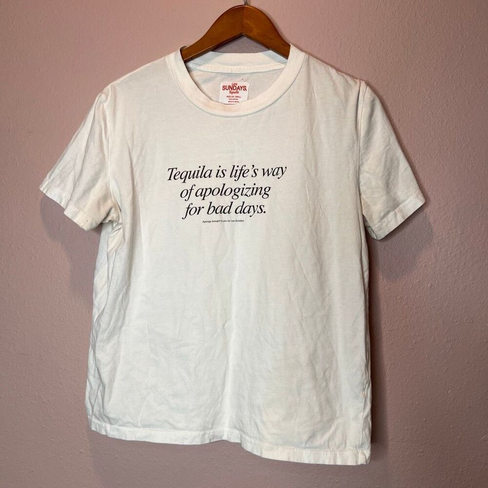 Los sundays tequila white crewneck t-shirt is from the brand Los Sundays Tequila